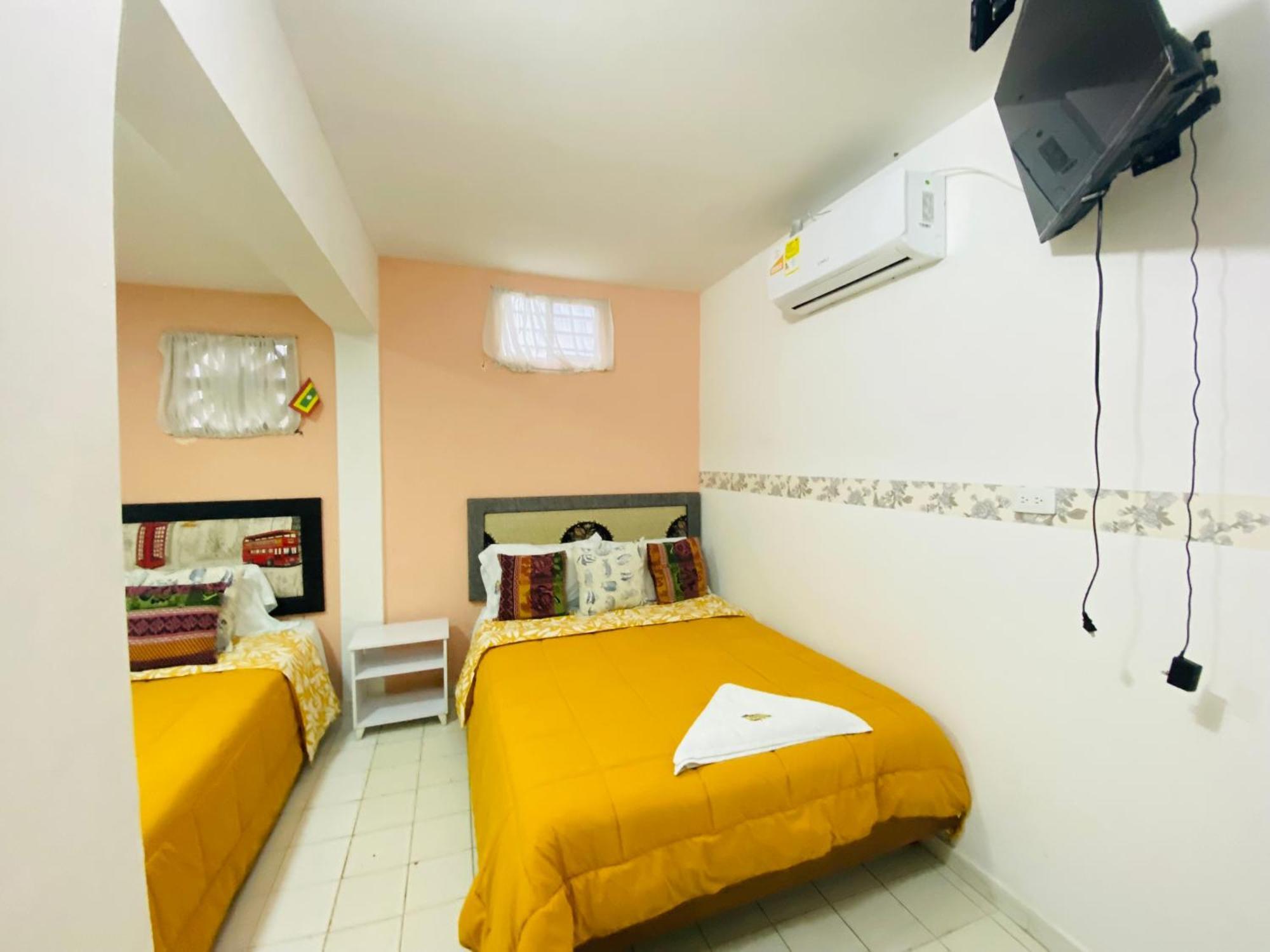 House Marfito Airport Cartagena Exterior foto